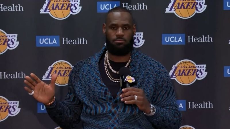 221201104611-lebron-james-screengrab-vpx
