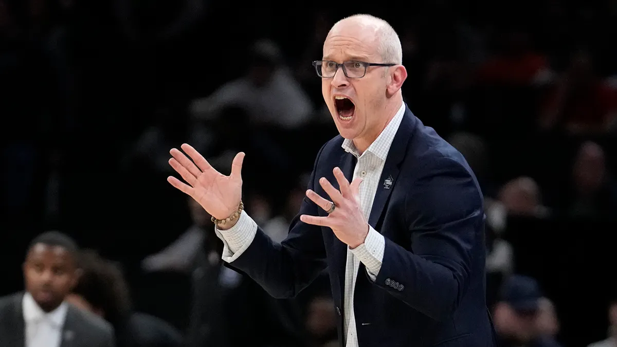 Dan-Hurley4