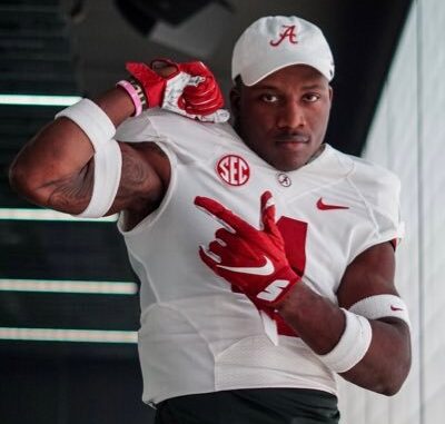 NhpFii5M_400x400 (1)