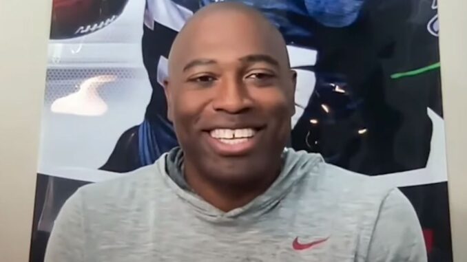 shaun-alexander-up-and-adams-092525-53ae795541e84902ba63d500ec9b1432